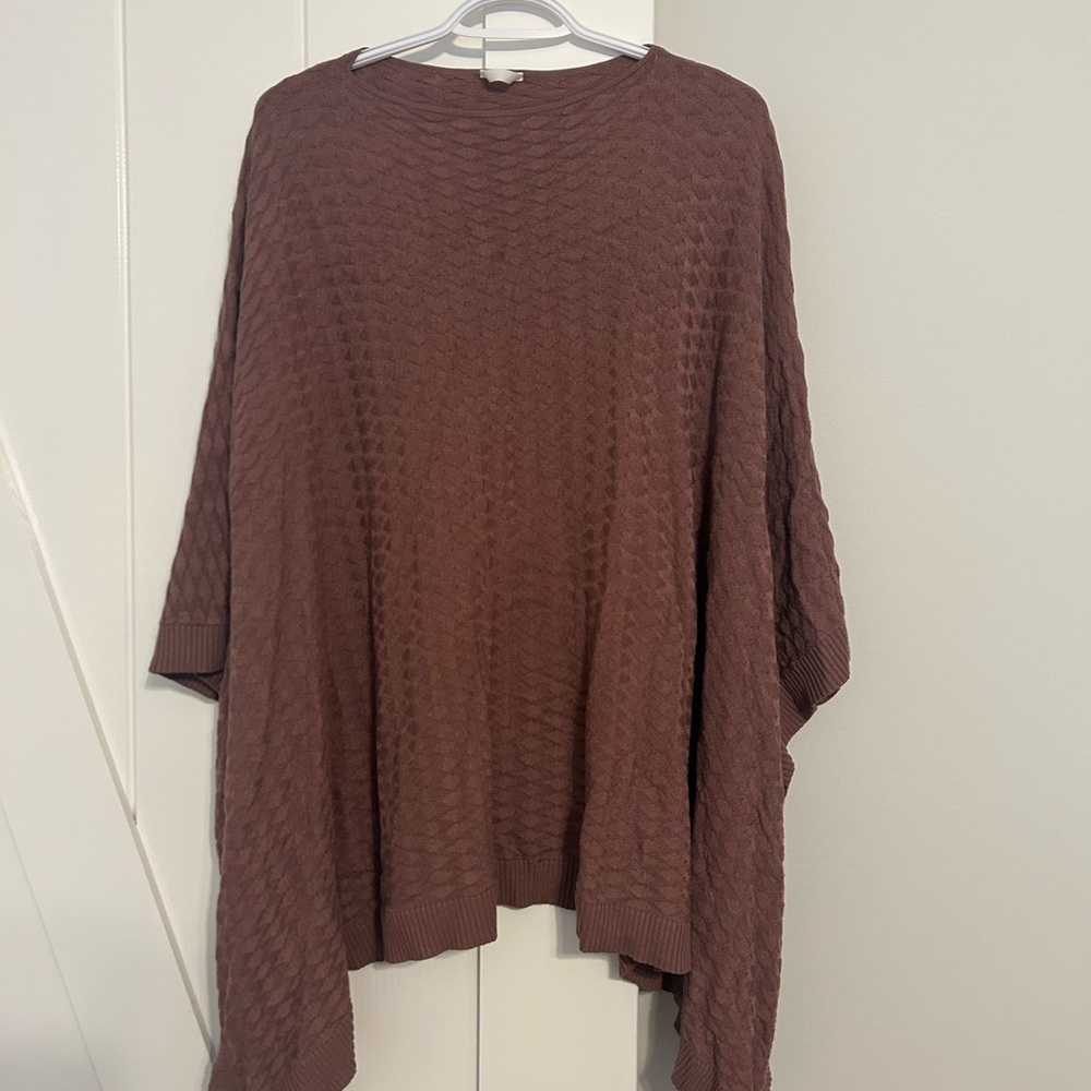 Dusty rose LULULEMON cape sweater